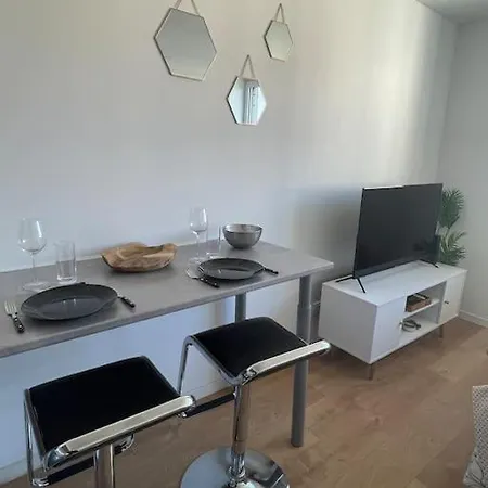 Cosy Rue Alexander Taylor, Wifi, 2 Pers Daire *