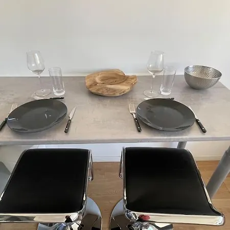 Cosy Rue Alexander Taylor, Wifi, 2 Pers Apartment *
